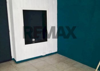 Stanza vuota - Negozio via Gaetano Italia
28, Palazzolo Acreide - foto 5