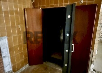 Dettagli - Magazzino Via Delle Susine
 
21, Catania - foto 4