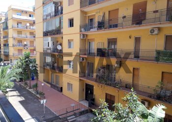 Edificio all\'aperto - Quadrilocale Via Lecce
 
7, Catania - foto 1