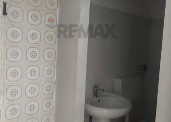 Bagno - Commercial Activity VIA MADONNA DELLA VIA
17, Caltagirone - photo 15