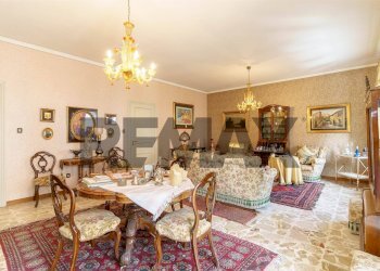 Sala da pranzo - Apartment Corso Michelangelo
 
7, Mascalucia - photo 3