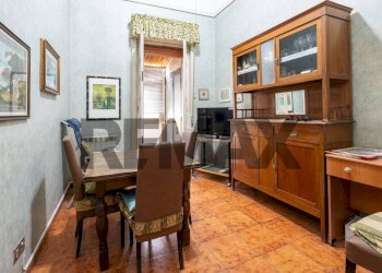 Sala da pranzo - Casa indipendente Via Regina Bianca
 
13, Catania - foto 16