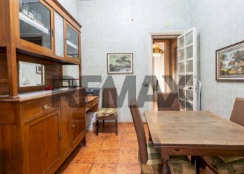 Sala da pranzo - Casa indipendente Via Regina Bianca
 
13, Catania - foto 17