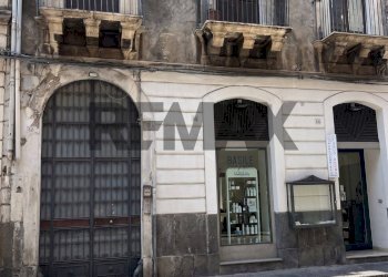 Edificio all\'aperto - Two-room apartment Via Alessandro Manzoni
68, Catania - photo 2