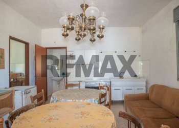 Sala da pranzo - Terreno agricolo Via Toniolo
 
20, Mirabella Imbaccari - foto 4