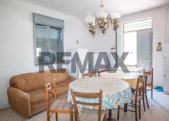 Sala da pranzo - Terreno agricolo Via Toniolo
 
20, Mirabella Imbaccari - foto 6