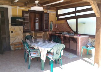 Sala da pranzo - Villa Via Sant' Anna
 
7-9, Mascali - photo 10