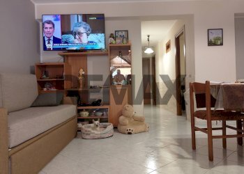 Sala da pranzo - Villa Via Sant' Anna
 
7-9, Mascali - photo 37