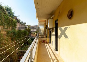 Balcone - Three-room apartment Via Sgroppillo
 
23, San Gregorio di Catania - photo 31