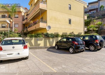 Edificio all\'aperto - Three-room apartment Via Sgroppillo
 
23, San Gregorio di Catania - photo 35