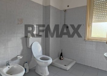 Bagno - Ufficio via nazionale giammoro
195, Pace del Mela - foto 7