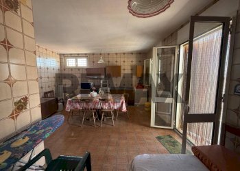 Sala da pranzo - Quadrilocale via IV Novembre
 
42, Buscemi - foto 17