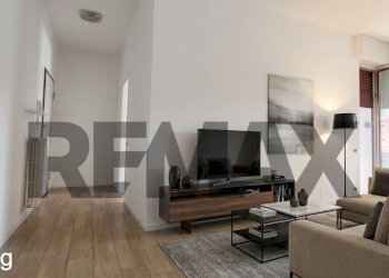 Soggiorno - Three-room apartment VIA CAMILLO BENSO CAVOUR
 
107, Giussano - photo 3