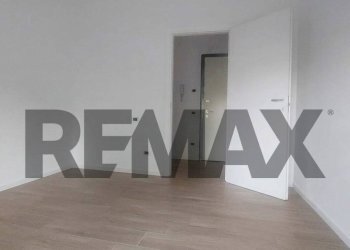Stanza vuota - Three-room apartment VIA CAMILLO BENSO CAVOUR
 
107, Giussano - photo 8