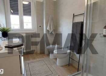 Bagno - Three-room apartment VIA CAMILLO BENSO CAVOUR
 
107, Giussano - photo 15