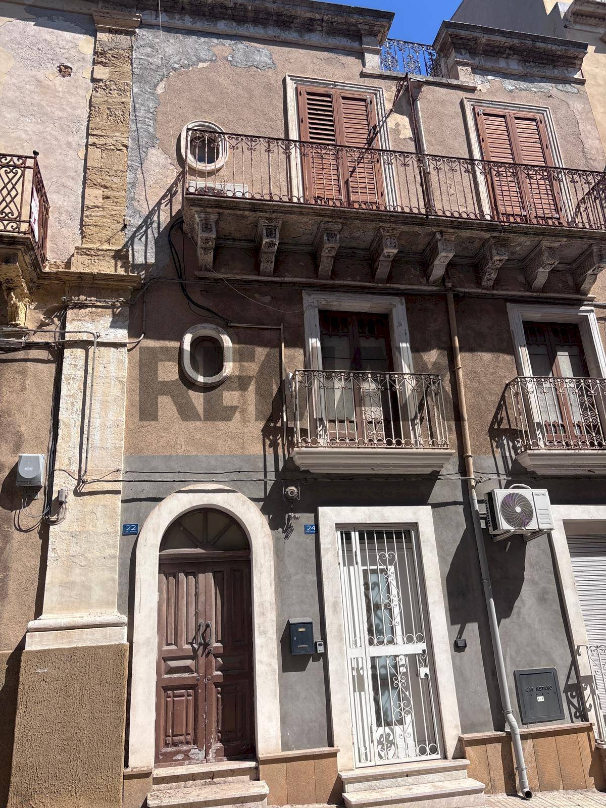 Edificio all\'aperto - Casa semi indipendente Via Cavour
 
22, Pachino - foto 2