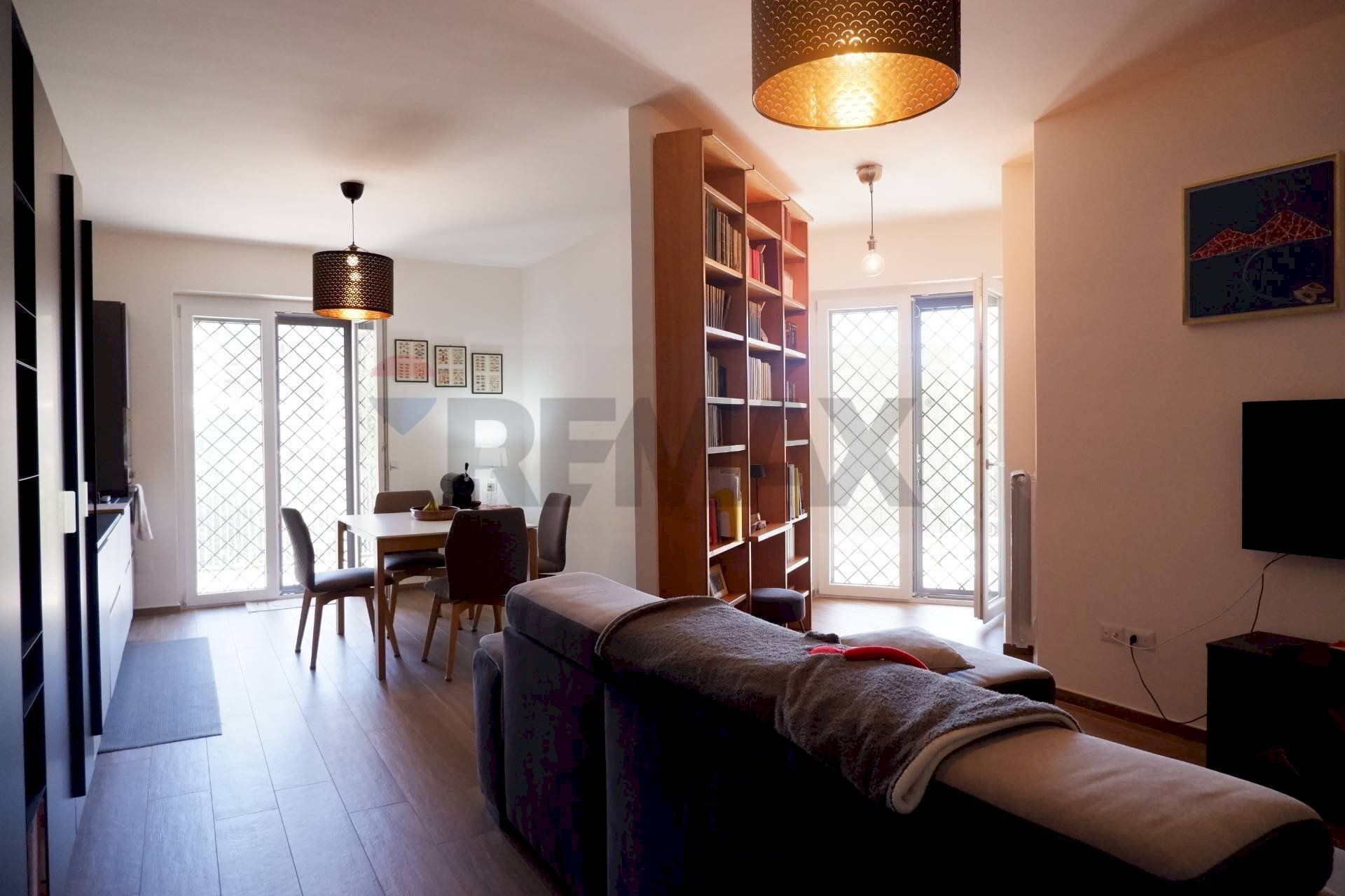 Sala da pranzo - Three-room apartment Via Andrea Iannelli
 
41, Caserta - photo 1