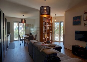 Sala da pranzo - Four-room apartment Via Andrea Iannelli
 
41, Caserta - photo 9