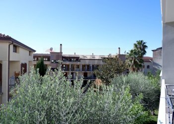 Edificio all\'aperto - Four-room apartment Via Andrea Iannelli
 
41, Caserta - photo 36