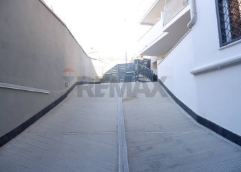 Edificio all\'aperto - Four-room apartment Via Andrea Iannelli
 
41, Caserta - photo 37