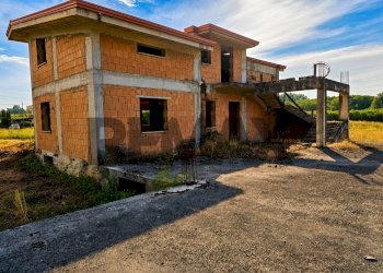Casa all\'aperto - Stable - Palace S.S. Casilina
 
SNC, Marzano Appio - photo 5
