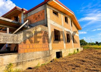 Casa all\'aperto - Stable - Palace S.S. Casilina
 
SNC, Marzano Appio - photo 14
