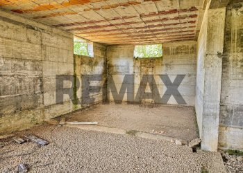 Non correlato - Stable - Palace S.S. Casilina
 
SNC, Marzano Appio - photo 37