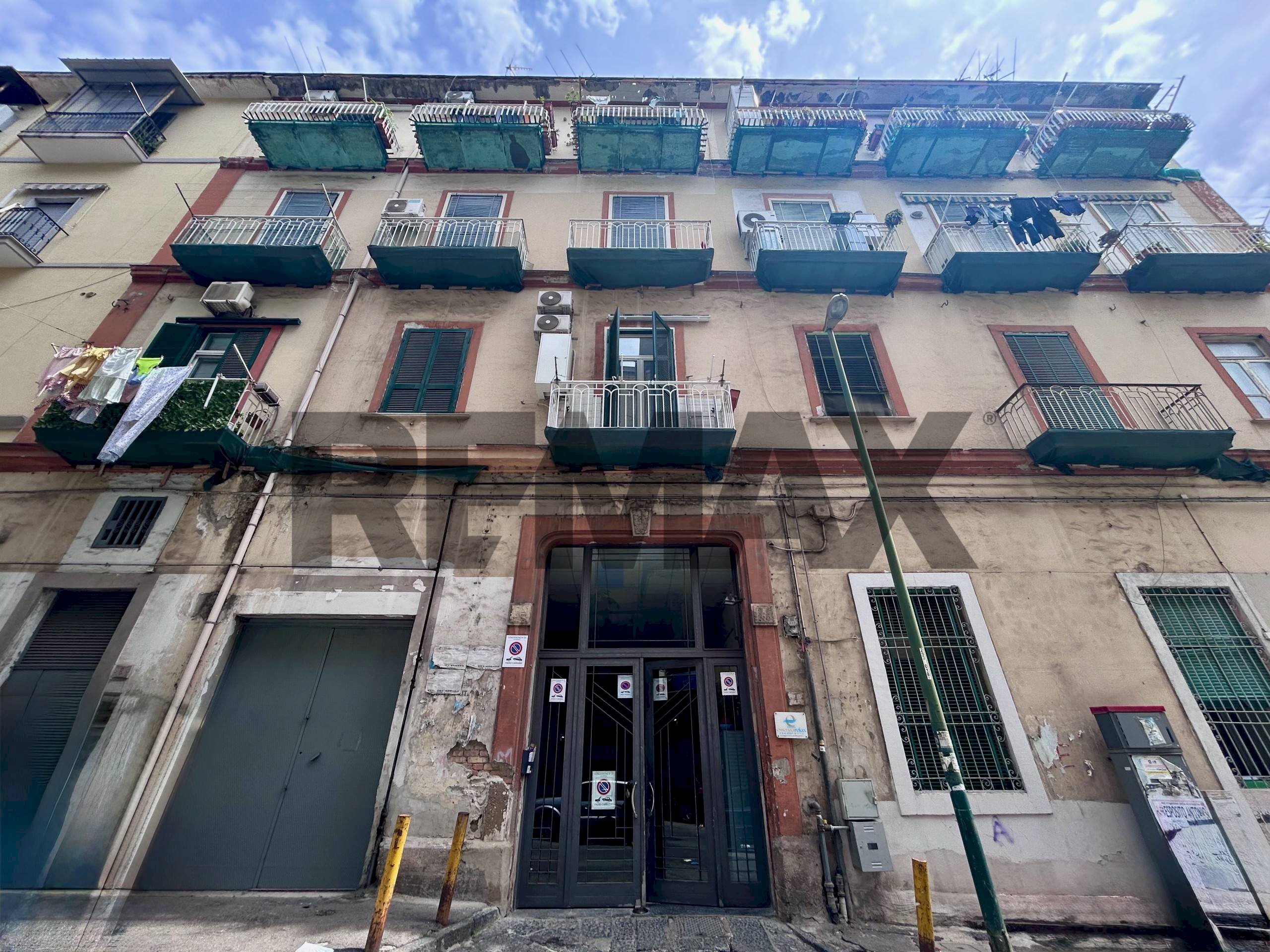 Edificio all\'aperto - Trilocale Via Antonio Valentino
4, Napoli - foto 2