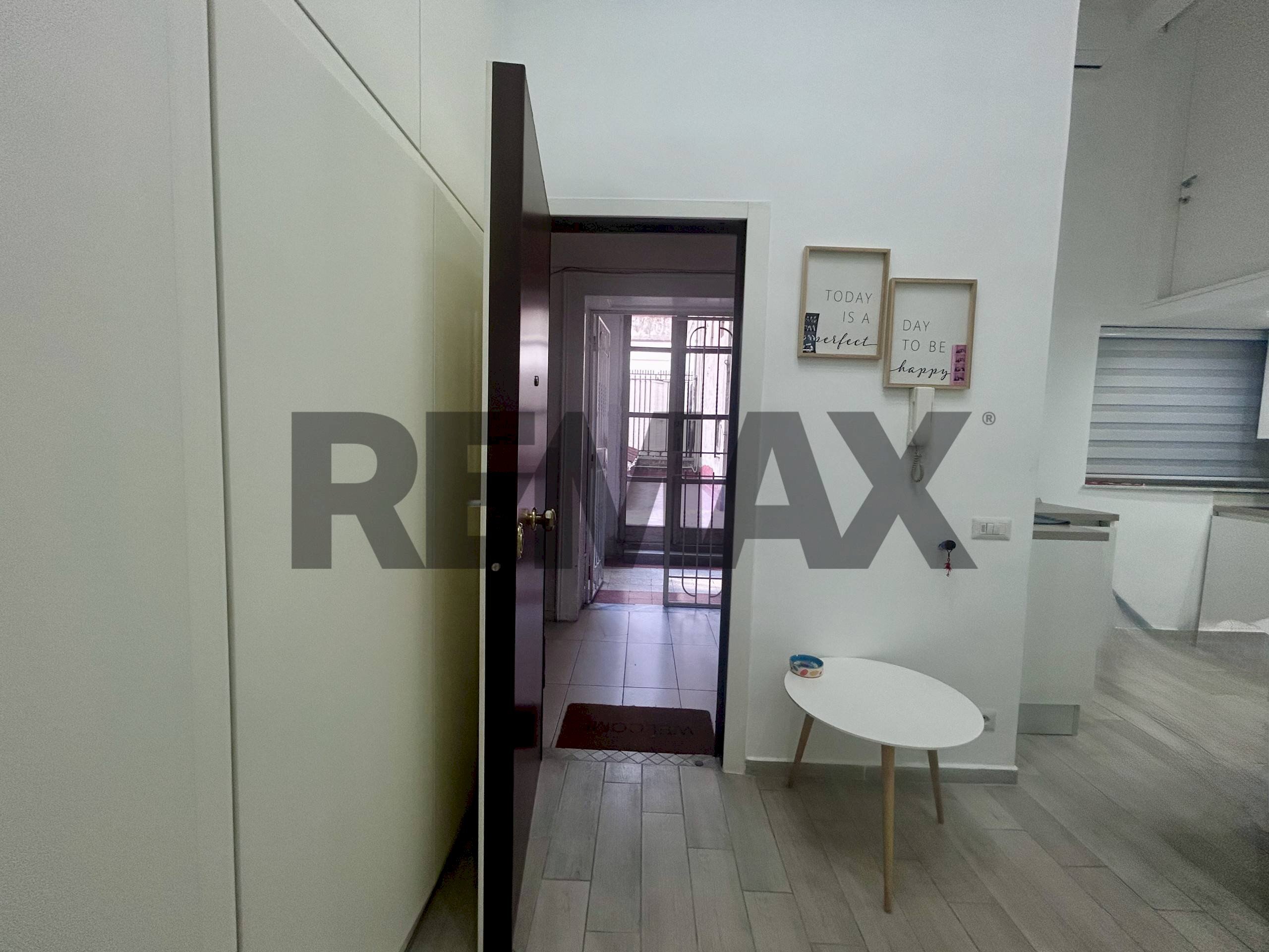 Hall / corridoio - Trilocale Via Antonio Valentino
4, Napoli - foto 3