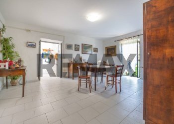Sala da pranzo - Semi-detached house Roma
 
snc, Giuliano Teatino - photo 1