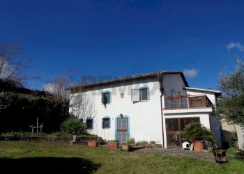 Casa all\'aperto - Rustic Via Campi Lunghi (ex Palazzo di Avenale)
 
42, Cingoli - photo 10
