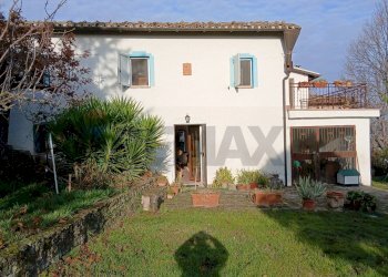 Casa all\'aperto - Rustic Via Campi Lunghi (ex Palazzo di Avenale)
 
42, Cingoli - photo 38