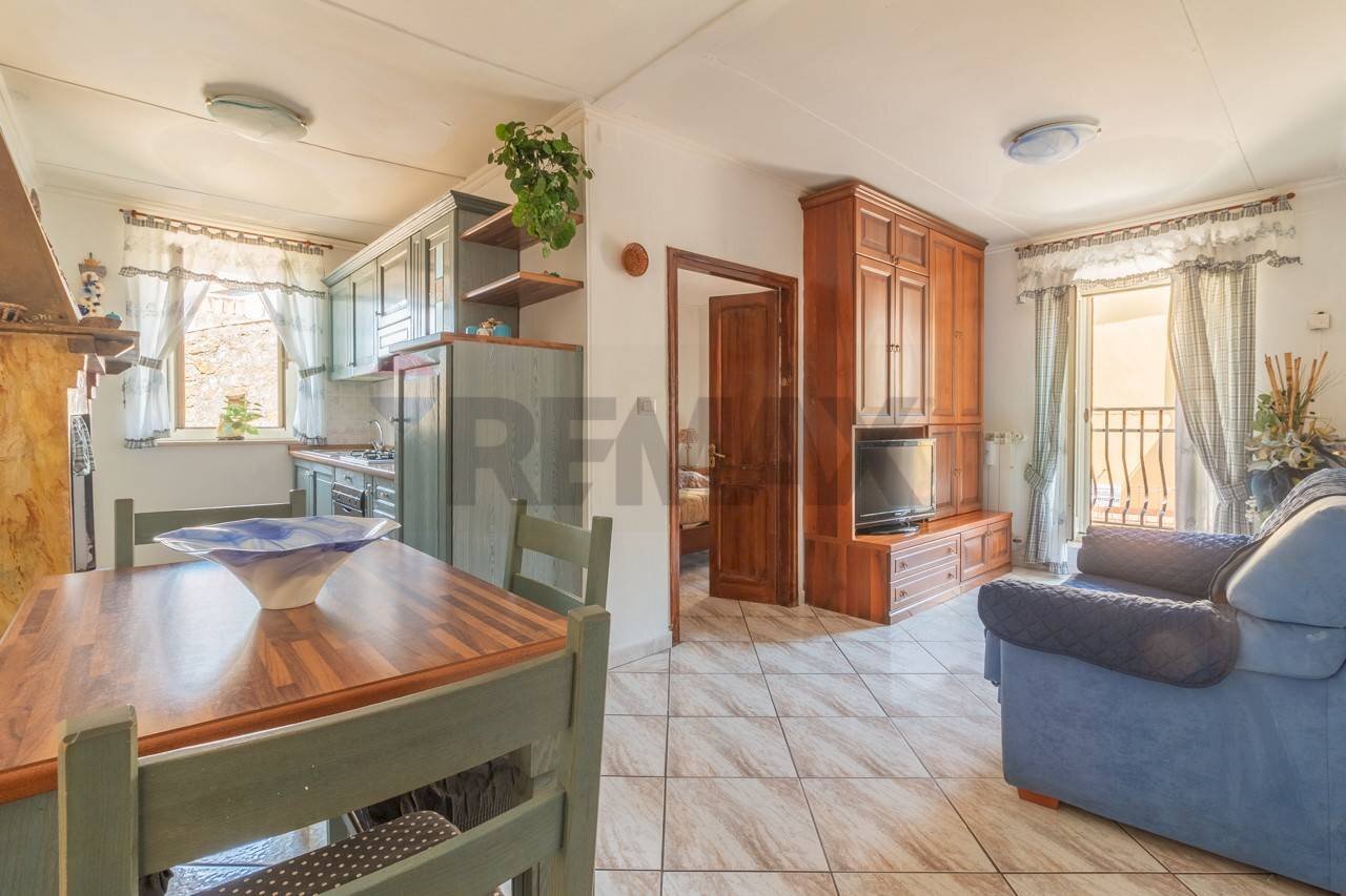 Sala da pranzo - Three-room apartment Via di Cellere
53, Ischia di Castro - photo 2