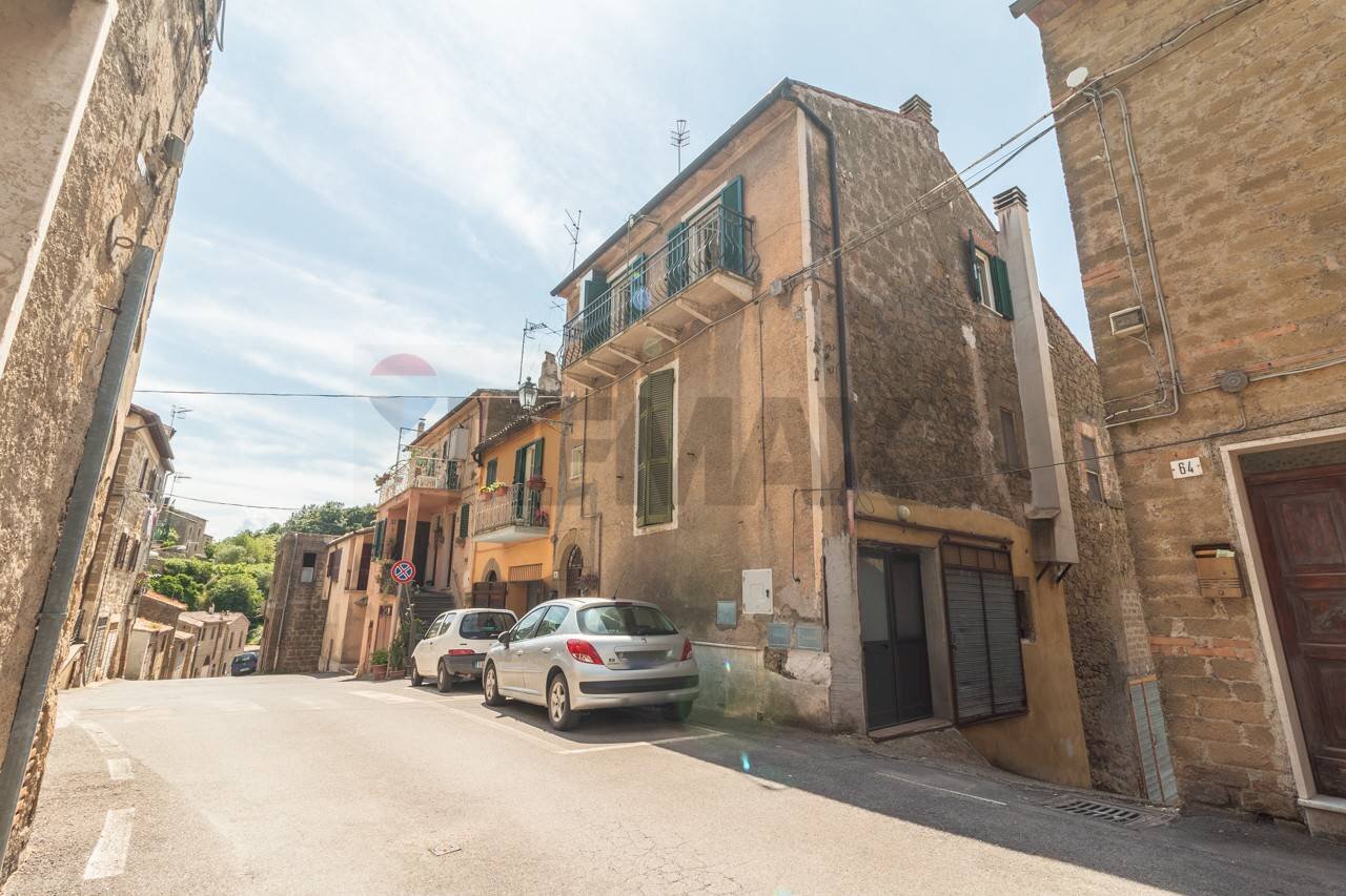 Edificio all\'aperto - Three-room apartment Via di Cellere
53, Ischia di Castro - photo 3