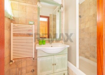 Bagno - Three-room apartment Via di Cellere
 
53, Ischia di Castro - photo 22