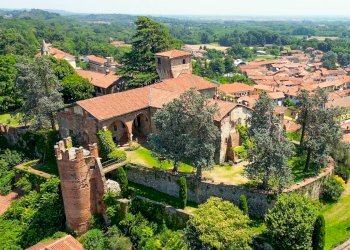 Foto 1 - Castello Via Duchessa Jolanda
 
8, Moncrivello - foto 1