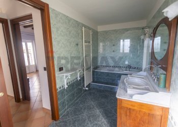 Bagno - Villa Via Campore
57, Salsomaggiore Terme - foto 40