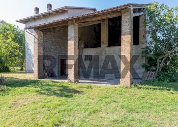 Casa all\'aperto - Independent house Frazione Castione dei Marchesi
 
160, Fidenza - photo 14