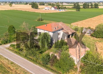 Casa all\'aperto - Independent house Frazione Castione dei Marchesi
 
160, Fidenza - photo 60