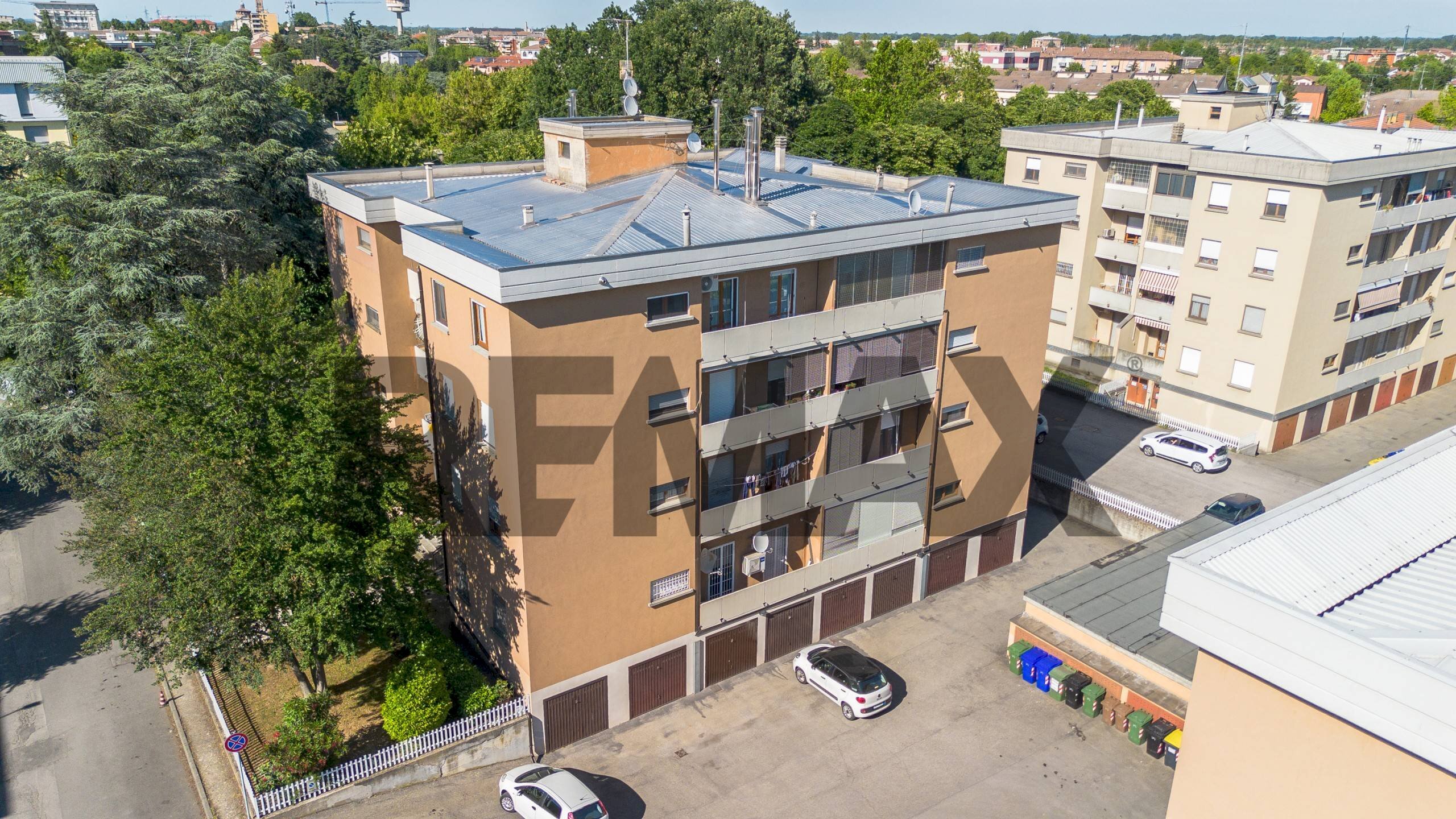 Edificio all\'aperto - Appartamento Via Giotto di Bondone
 
5, Fidenza - foto 1