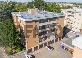 Edificio all\'aperto - Appartamento Via Giotto di Bondone
 
5, Fidenza - foto 1