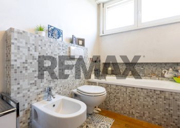 Bagno - Appartamento Via Giotto di Bondone
 
5, Fidenza - foto 16