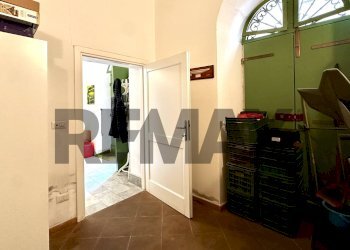 Hall / corridoio - Apartment vicolo ciboddo
 
32, Sassari - photo 18