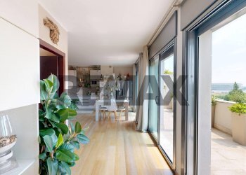 Hall / corridoio - Trilocale VIA TALIEDO
 
2, Milano - foto 19