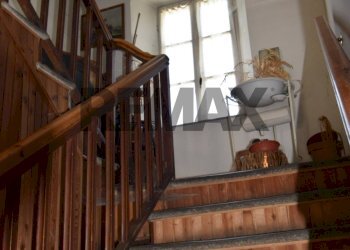 Scale - Casa indipendente strada provinciale massese
 
41, Monchio delle Corti - foto 11