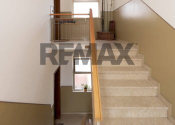 Scale - Four-room apartment via cugini
 
1, Collecchio - photo 12