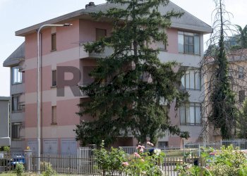 Edificio all\'aperto - Four-room apartment via cugini
 
1, Collecchio - photo 35