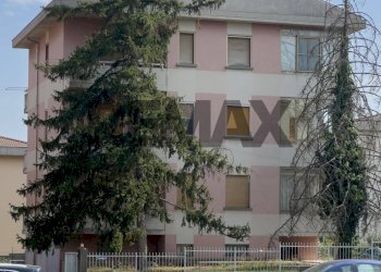 Edificio all\'aperto - Four-room apartment via cugini
 
1, Collecchio - photo 36
