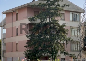 Edificio all\'aperto - Four-room apartment via cugini
 
1, Collecchio - photo 37