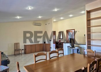 Sala da pranzo - Three-room apartment Via Paolo Damiani
 
96, Fiumicino - photo 5